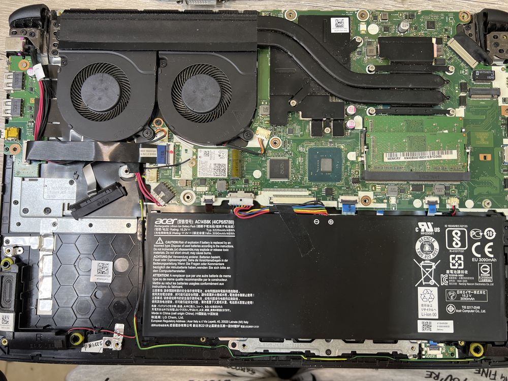 Ноутбук Acer aspire 7 A715-72