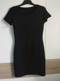 Czarna sukienka na krótki rękaw, Reserved