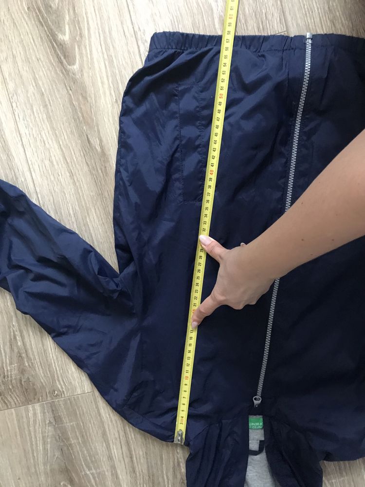 Куртка ветровка  Benetton для мальчика  11-12лет