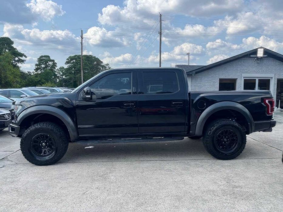Ford F-150 Raptor      2018