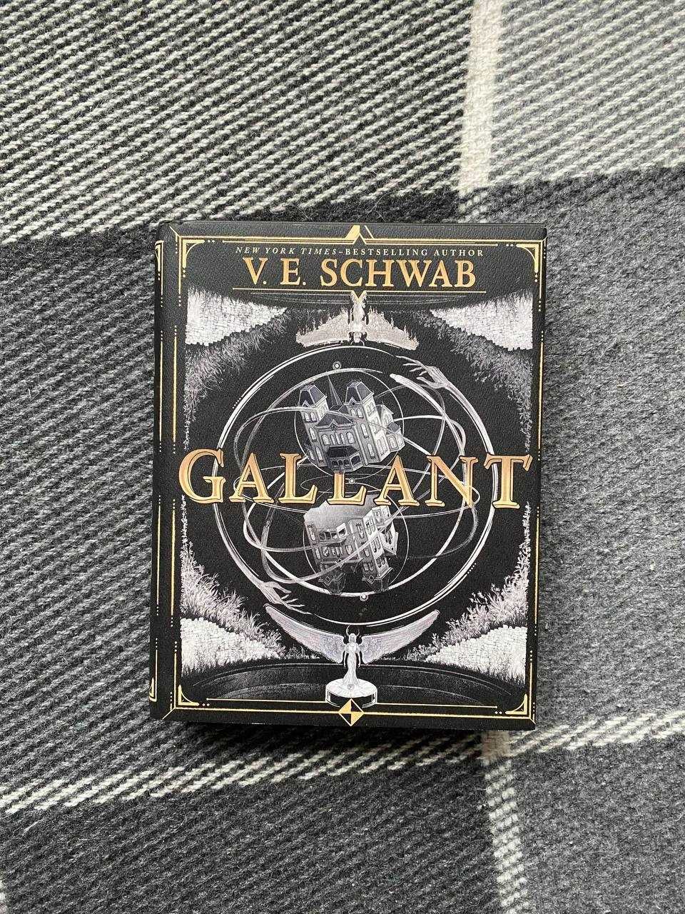 Gallant V. E. Schwab Exclusive edition  książka w języku angielskim