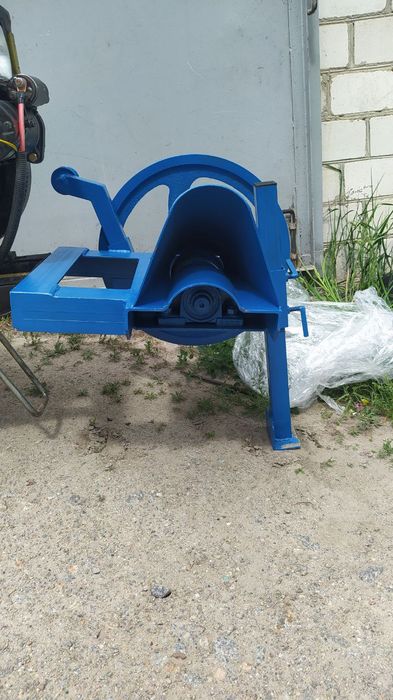 Шнековий подрібнювач гілля