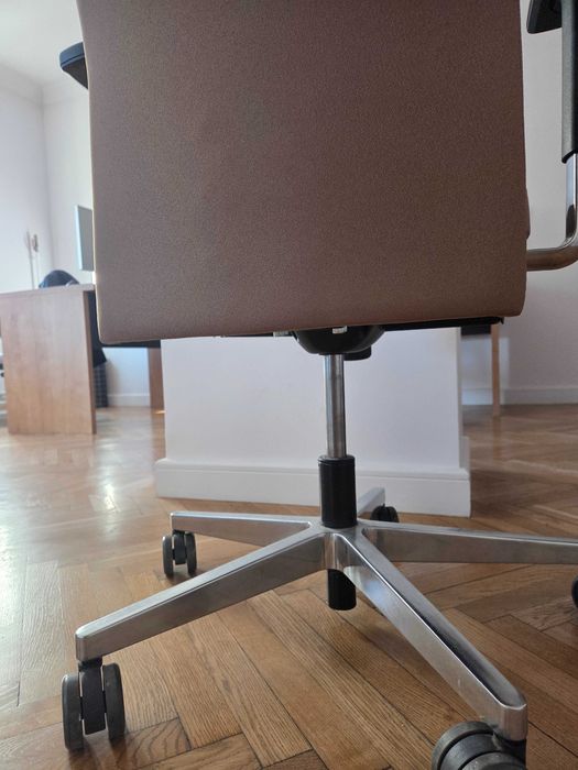 Fotel / krzesło obrotowe biurowe bejot PT102