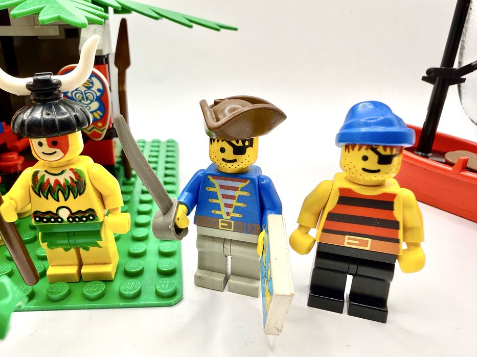 Lego Pirates Islanders 6262 King Kahukas Throne