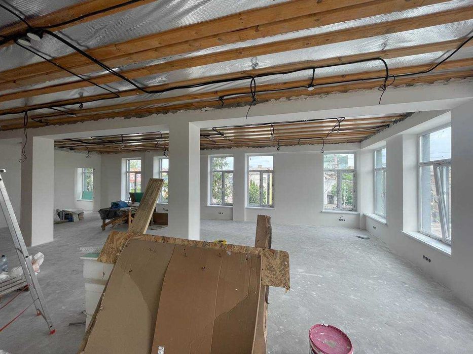 Оренда фасадної комерції по вулиці Пересопницька