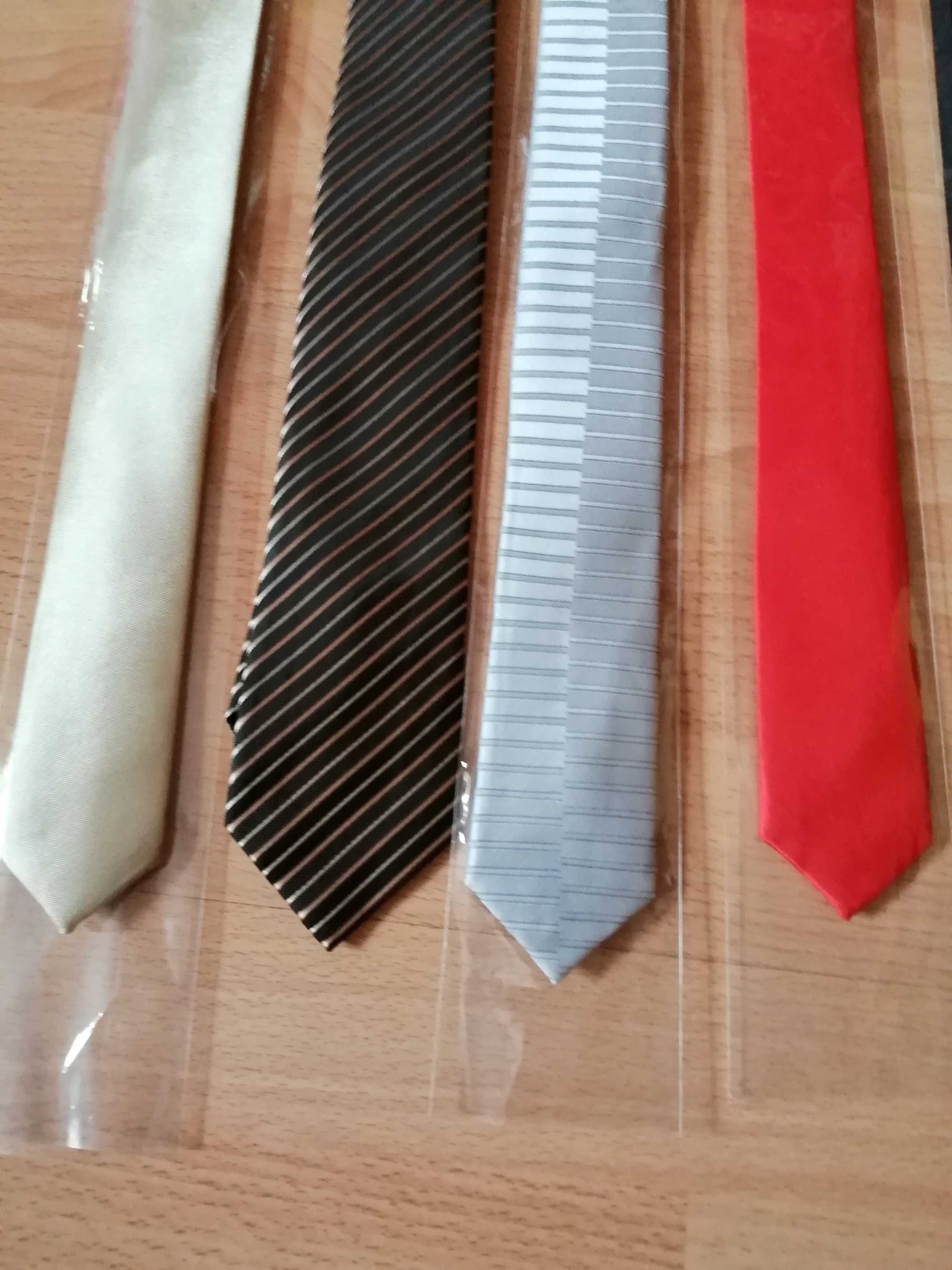 Krawaty męskie nowe