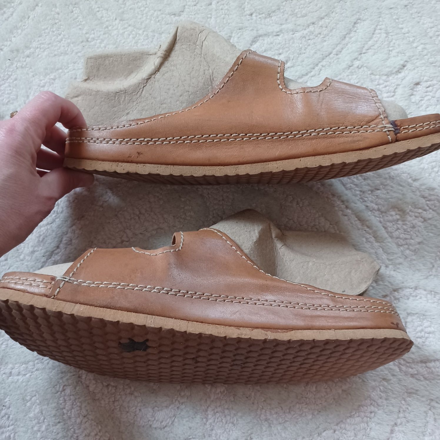 Klapki profilowane typu Scholl skórzane 42/27 cm