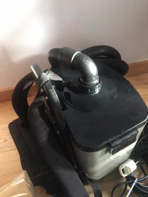 Odkurzacz plecakowy Numatic RSV 130