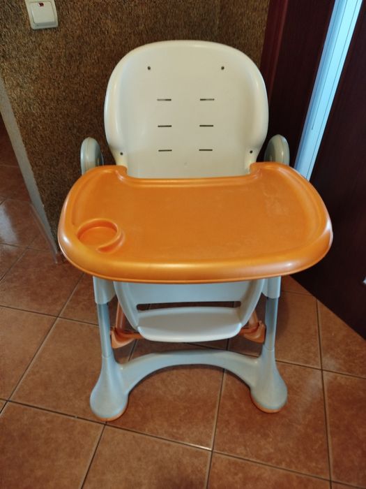 Годувальне крісло com