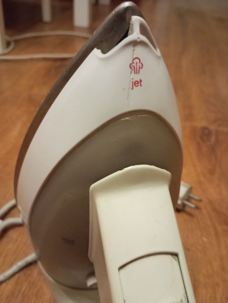 2 żelazka Braun Tefal