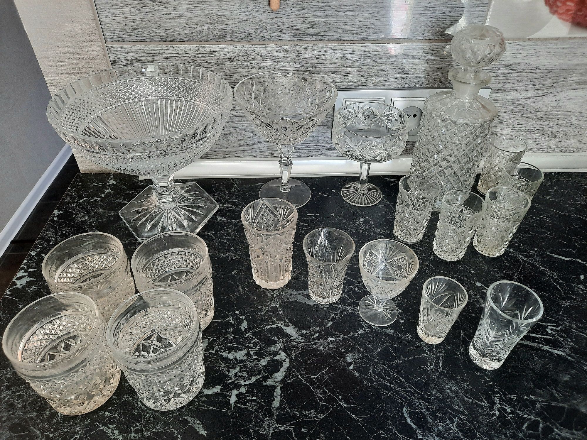Бокалы стаканы фужеры хрустальные стекло стопки