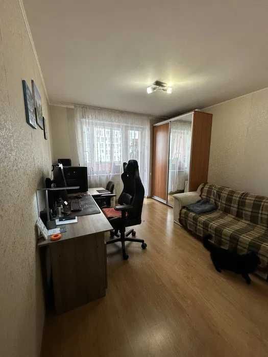 Продам 3-х к. кв. ул. Сухумская, 24. Метро Научная. С-т Восторг