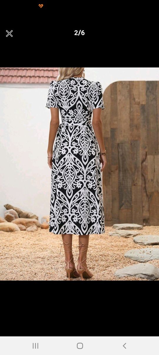 Czarna sukienka długa w geometryczne wzory białe