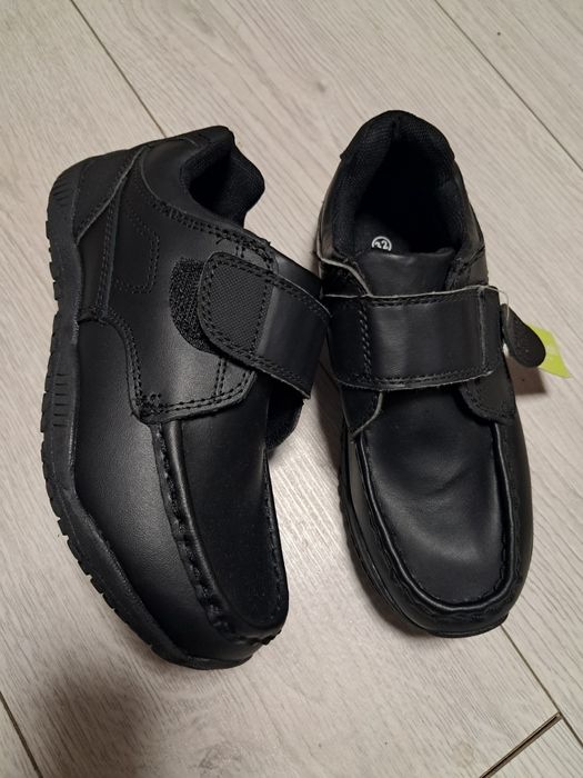Туфлі шкільні для хлопчика.  НОВІ. 32 р