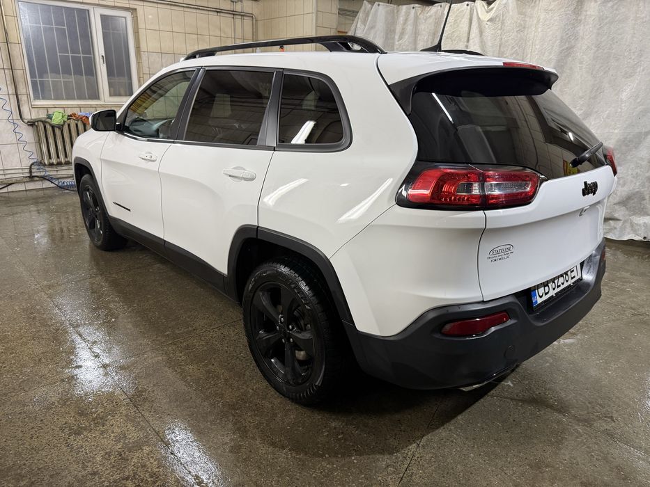 Продаю Jeep Cherokee 2015