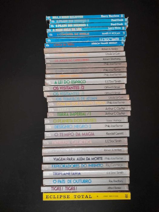 Colecção Argonauta _ Lote com 31 volumes