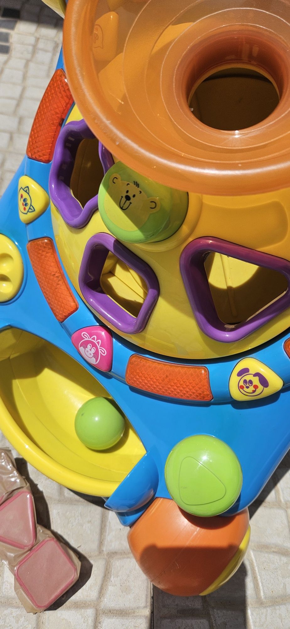 Brinquedo andarilho bebé "Toys r'Us"