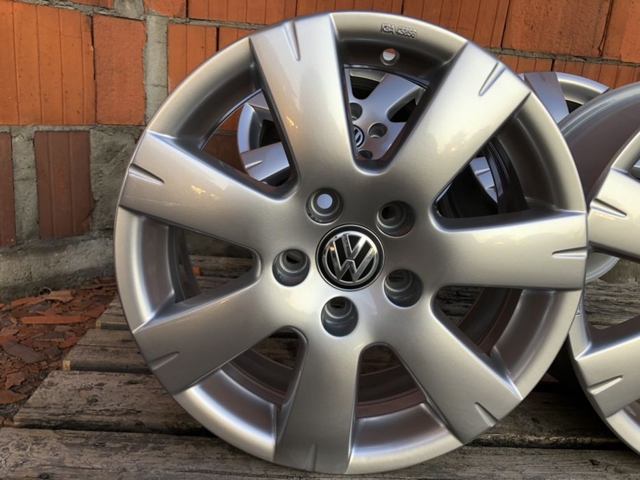 + felgi 16 cali VW Passat Golf orginał Radom