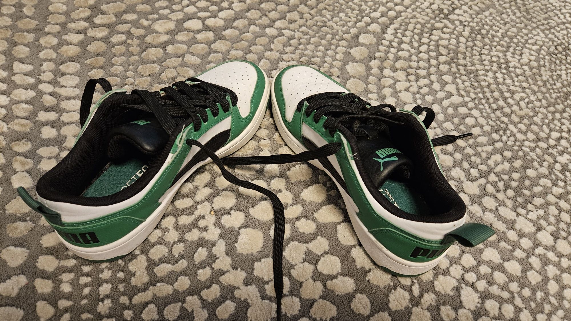 !STAN BDB! Buty Puma zielone-białe REBOUND Layup 38
REBOUND LAYUP