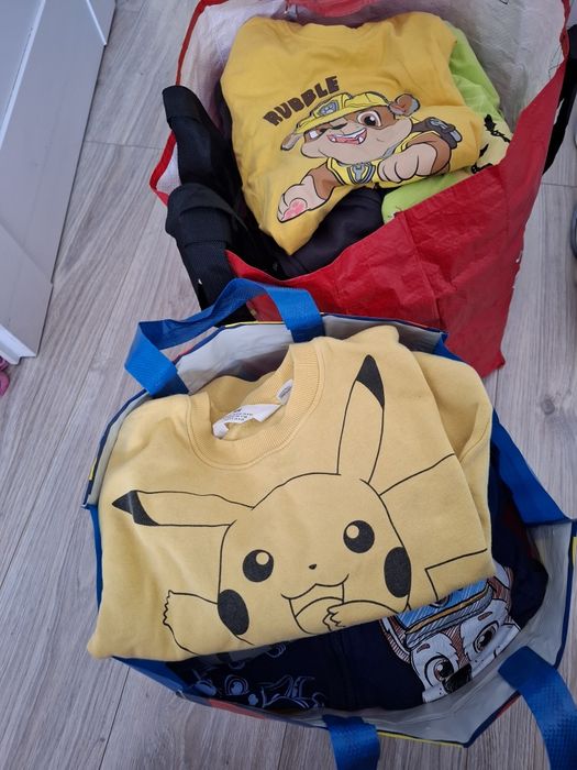 Dwie torby ubrań dla chlopca od 116-122 dinozaury psi patrol pokemon