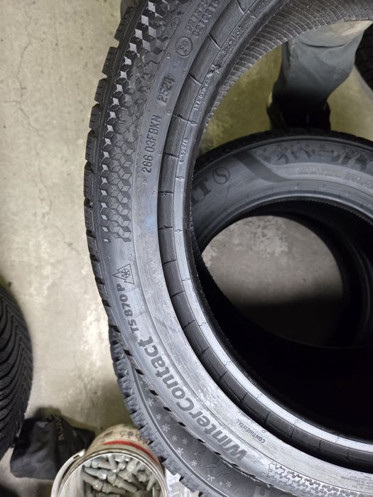 opony używane 235/45R18  Continental Wintercontact TS 870P