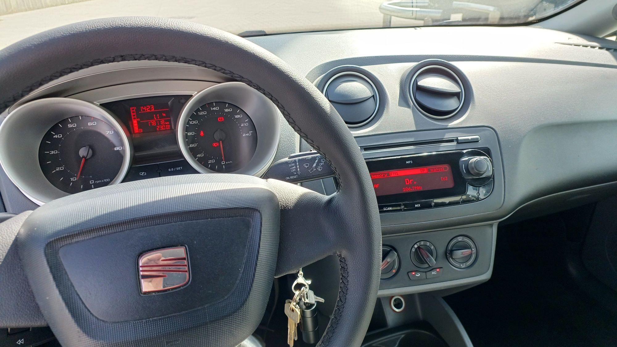 Seat Ibiza IV 1390cm3 85KM Bez wkładu finans. Klima Tempomat Zadbany!