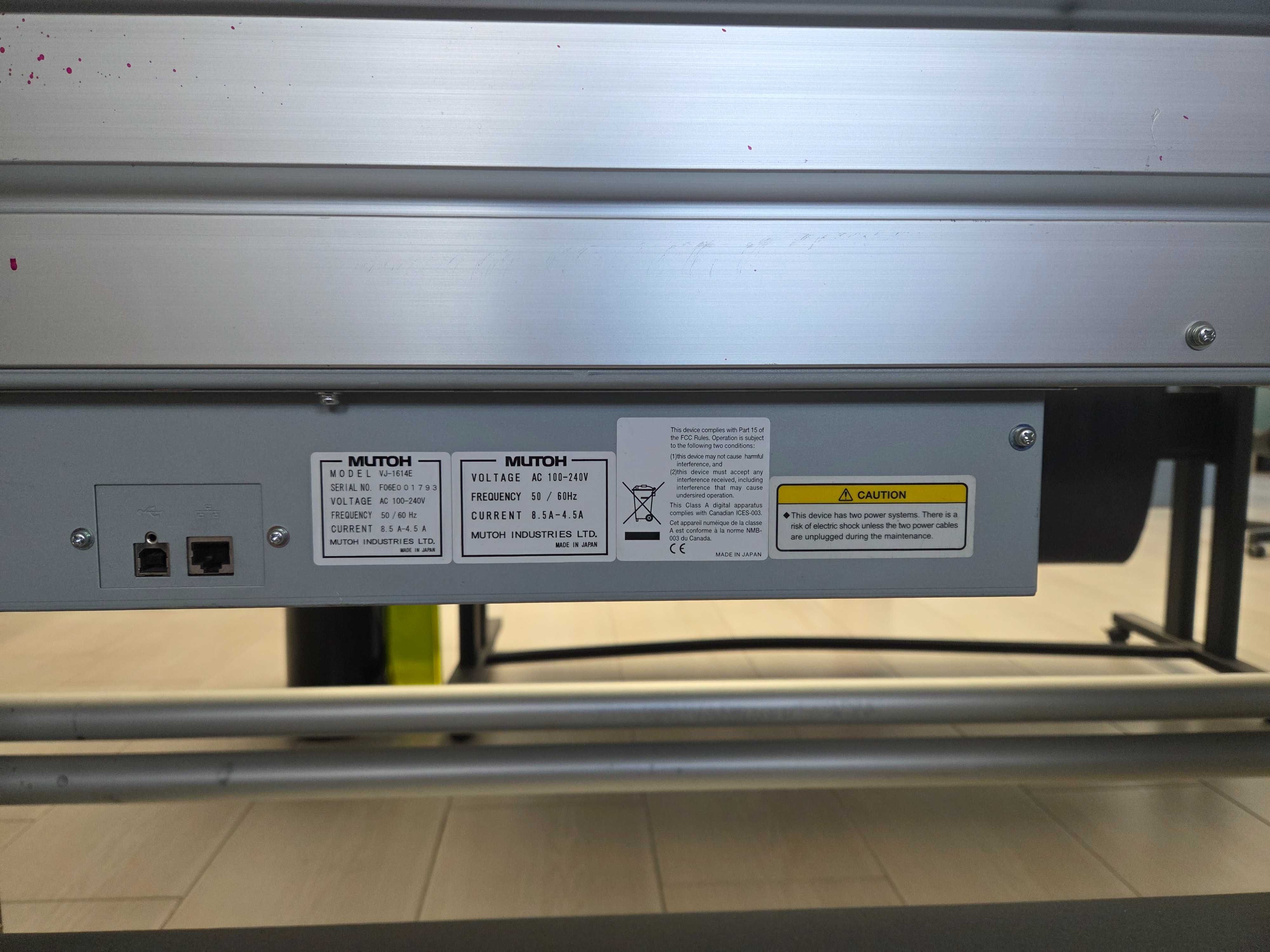 Sprzedam ploter Mutoh VJ-1614E – uszkodzony