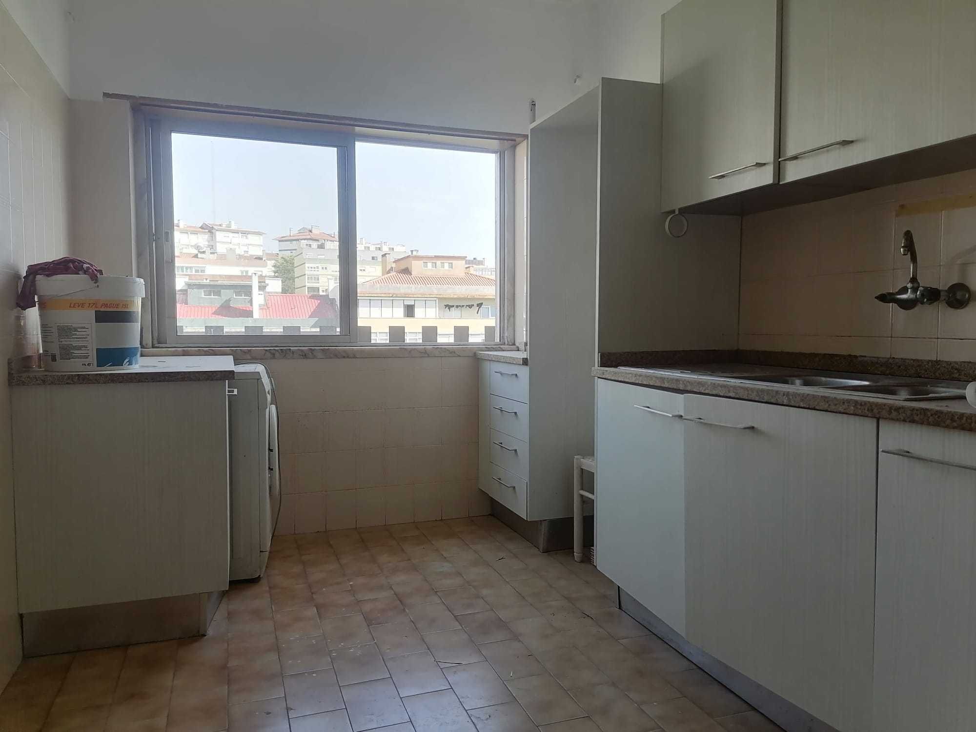 Apartamento T2 para venda  no centro do Cacém