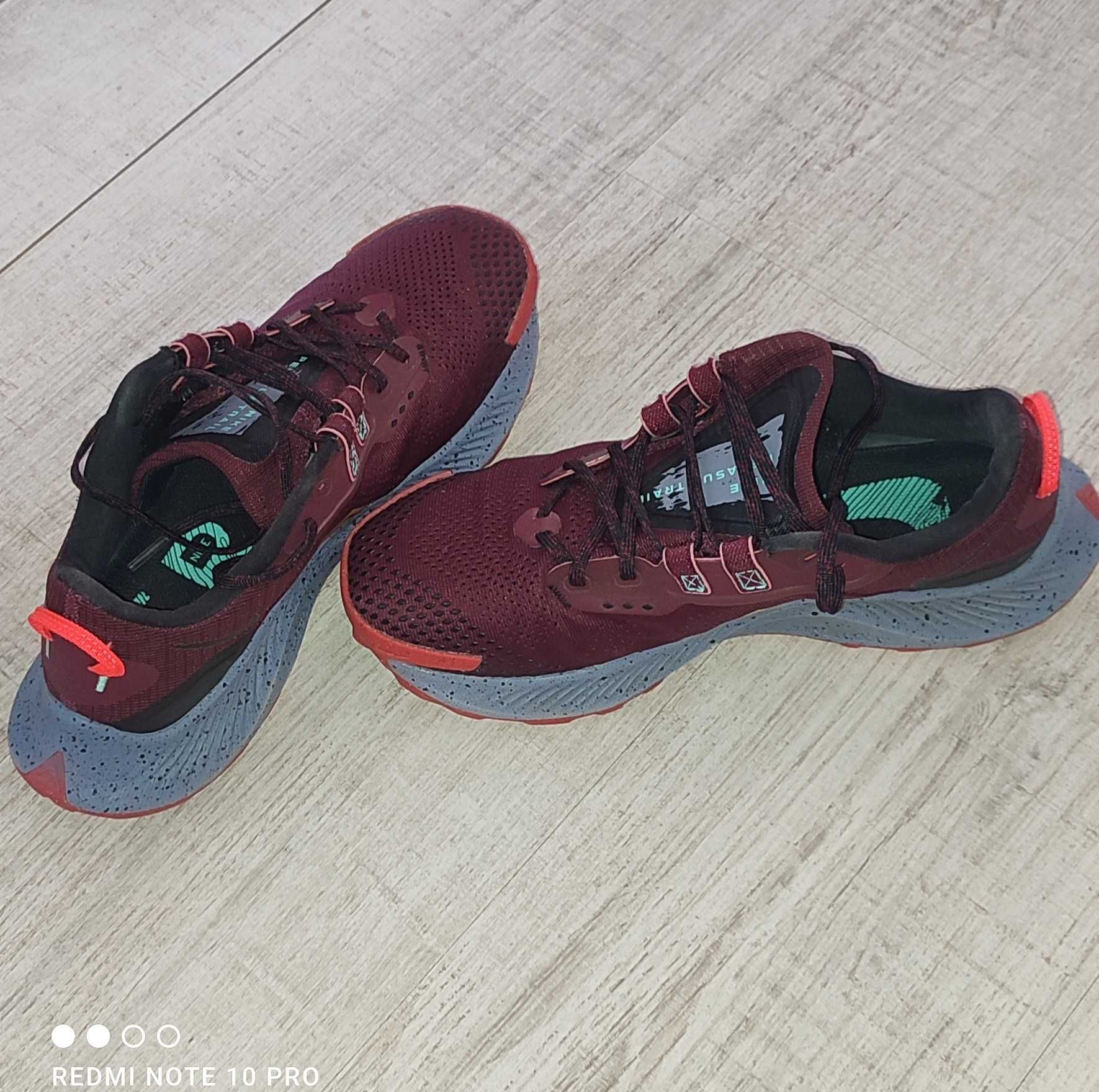 NIKE pegasus trail 3
