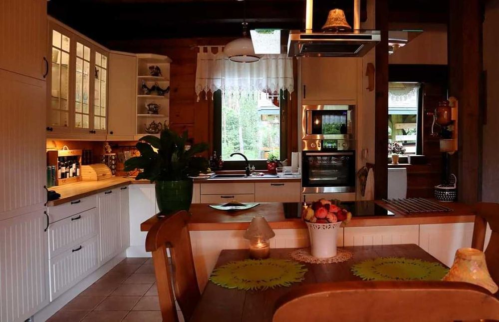 Wieczory Panieńskie/Kawalerskie - Jacuzzi, Sauna, Paintball, nad plażą