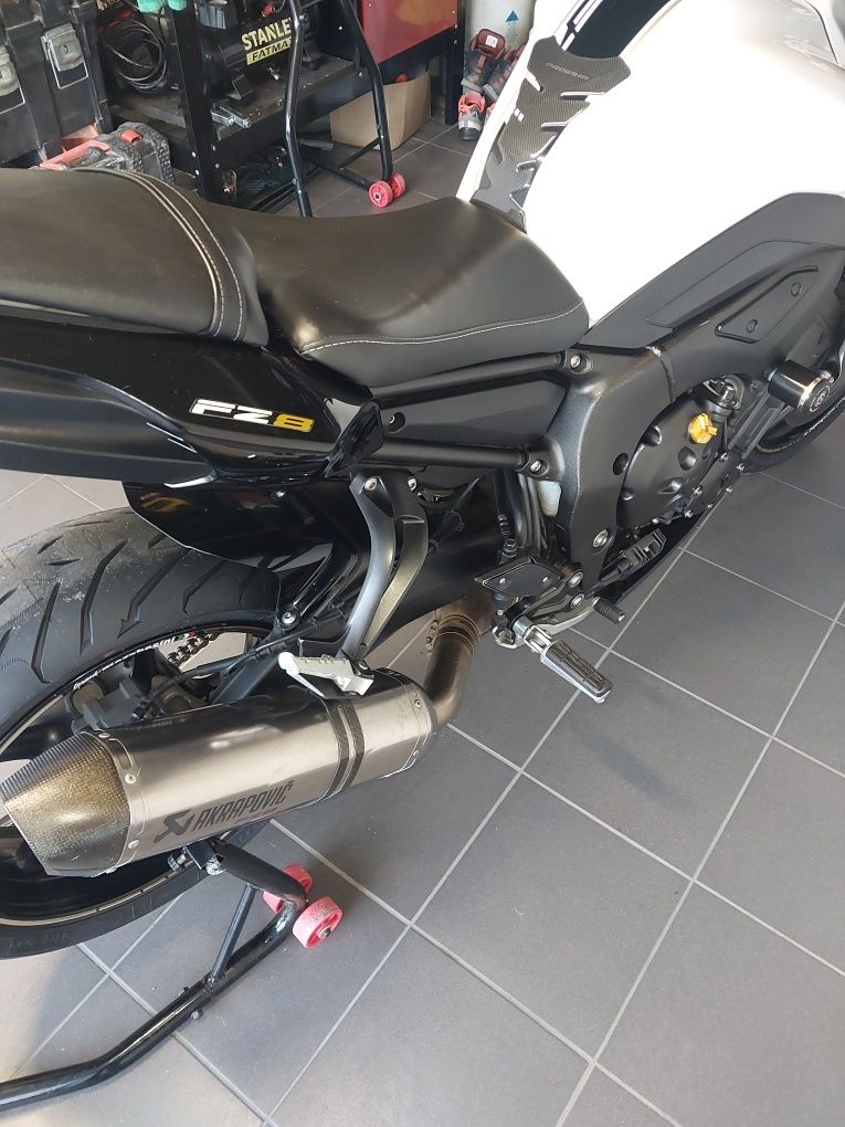 Yamaha fz8 w bardzo dobrym stanie