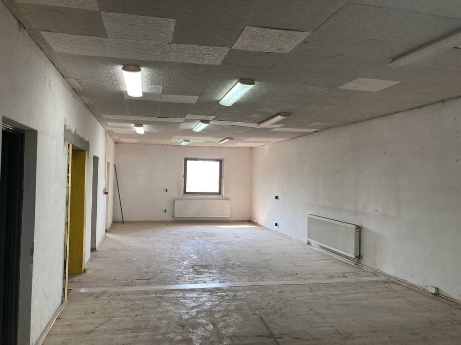 Kępno Hala produkcyjno-magazynowa z dużym placem i działką 4000 m²