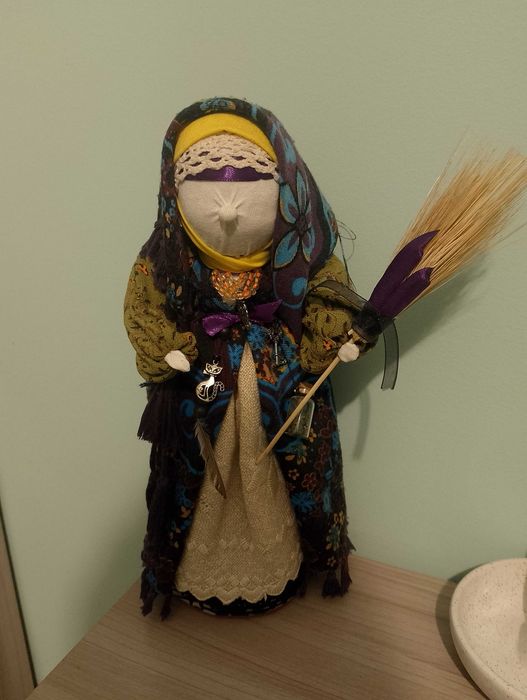Wróżka tarot spętanie uroki  miłosne inne rytuały  np oczyszczenie