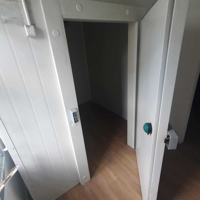 komora chłodnicza z agregatem 2.30x 2,60 drzwi90 chłodnia stacjonarna