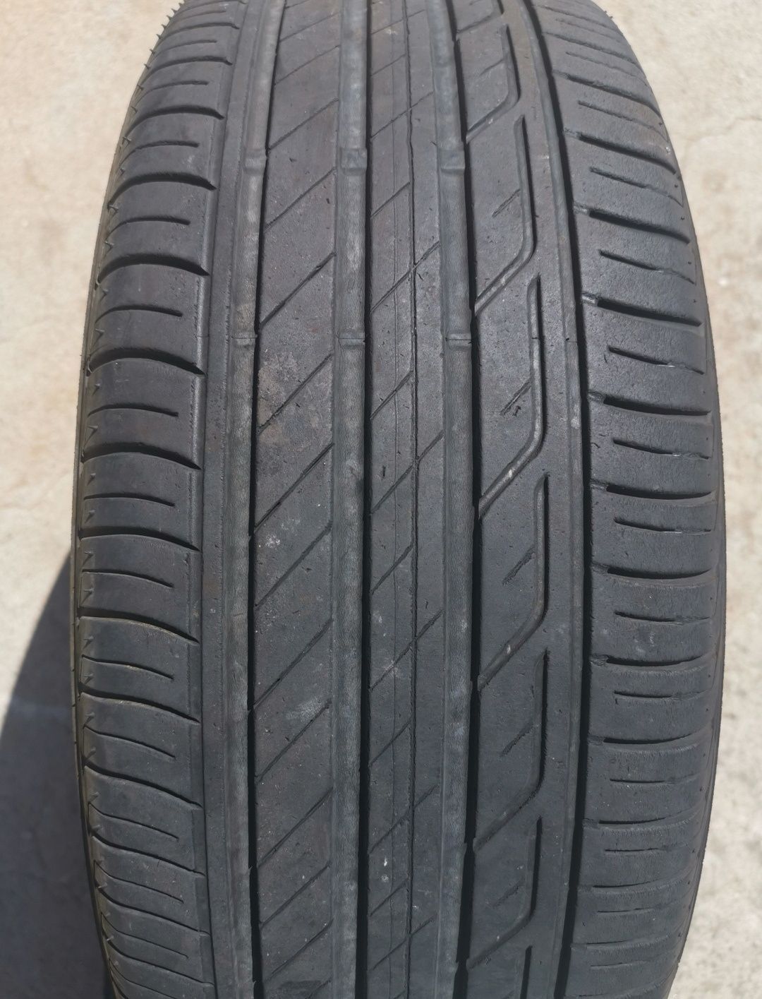 Bridgestone Turanza T001 215/60 R16 95V