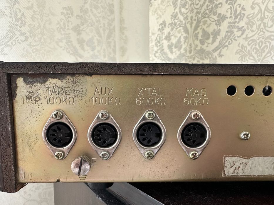 Вінтажний підсилювач Teleton SAQ-206В