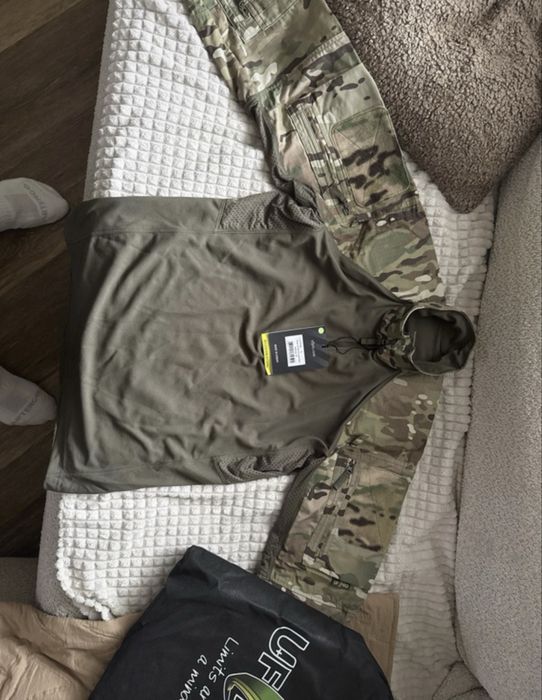 Combat shirt uf pro striker xT rozm M