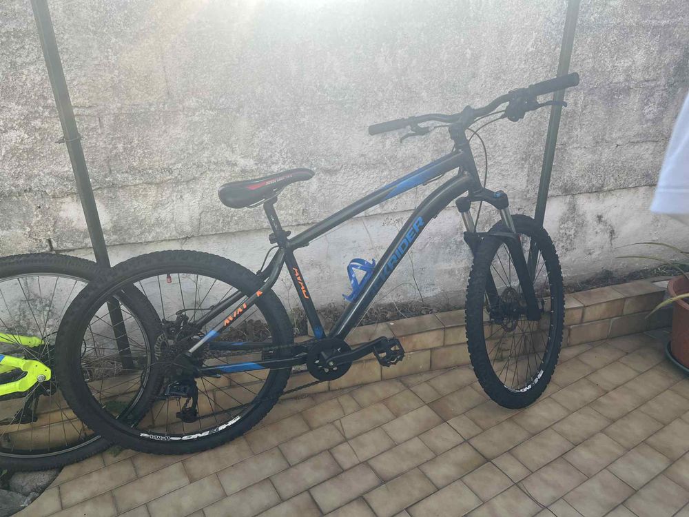 Bicicletas em bom eatado pouco usadas