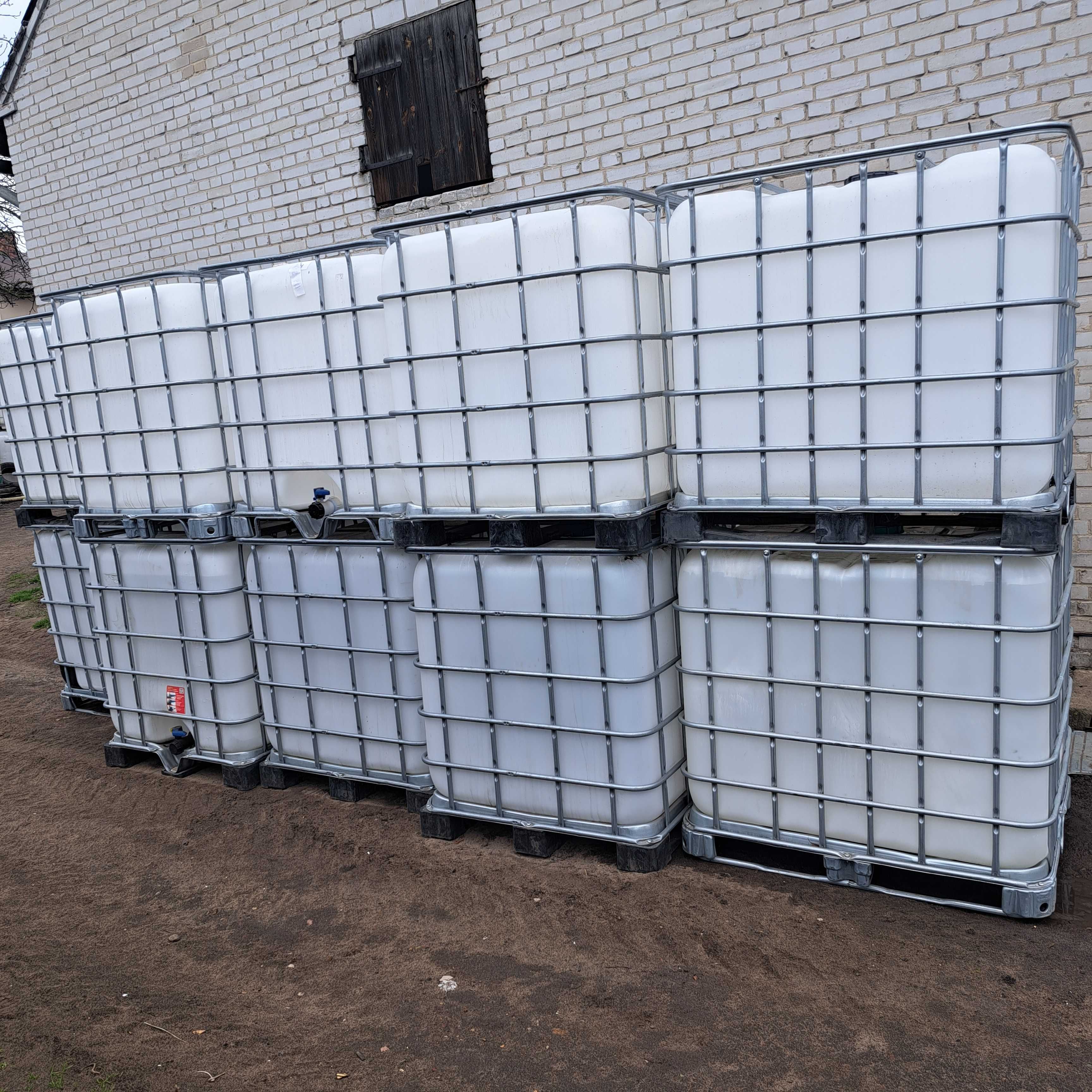 Zbiornik 1000l na wodę po produktach naturalnych mauzer mauser ibc