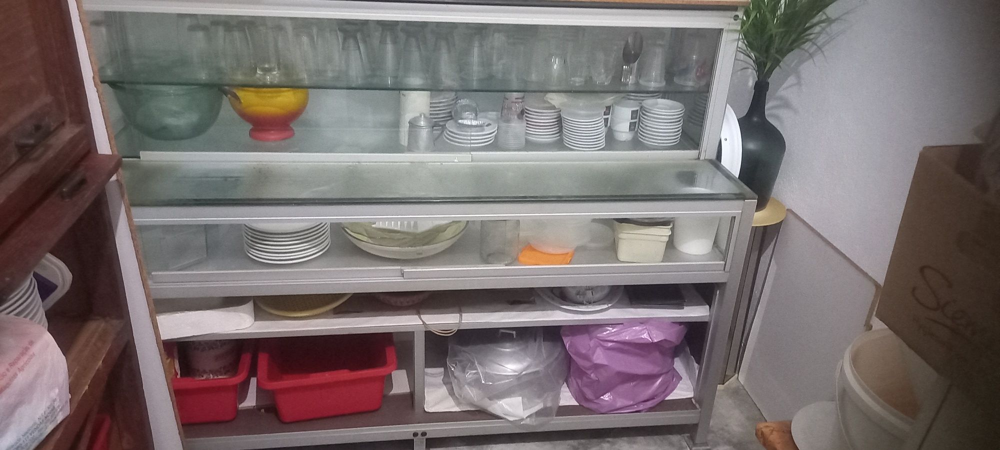 Vitrine de exposição - não refrigerada