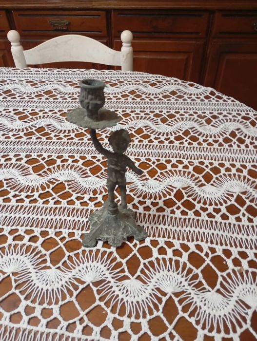 Vendo esta peça em bronze
