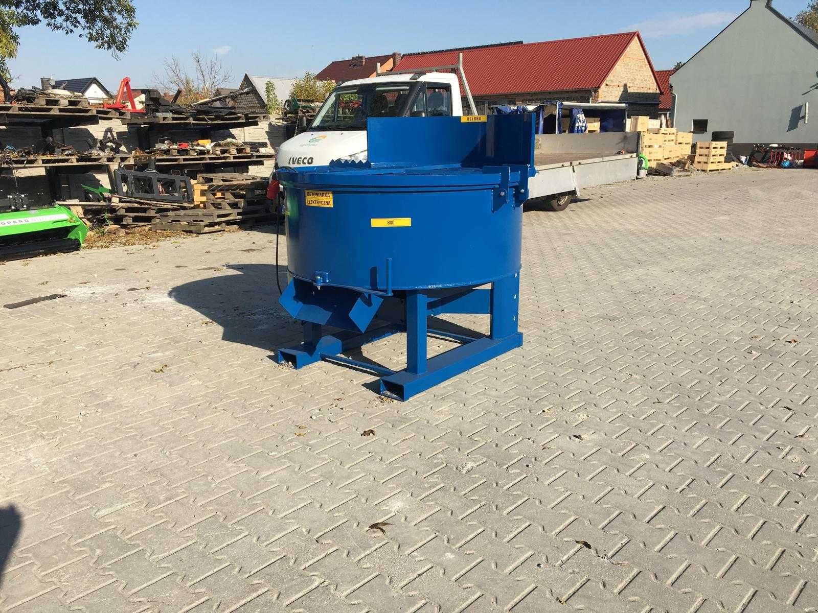 Mieszalnik betoniarka hydrauliczna okrągła 800L zgarniacz