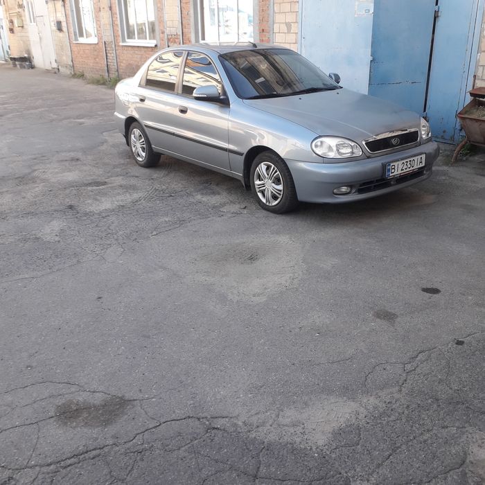 Автомобіль заз ланос