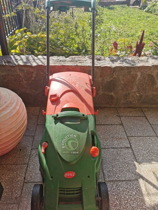 Kosiarka elektryczna plus gratis