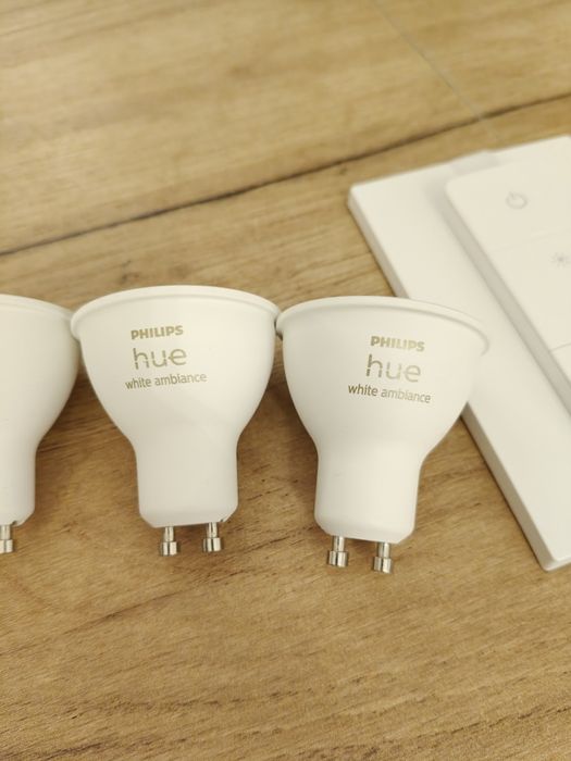 Sprzedam Nowy zestaw żarówek Hue white ambiance 5W GU10