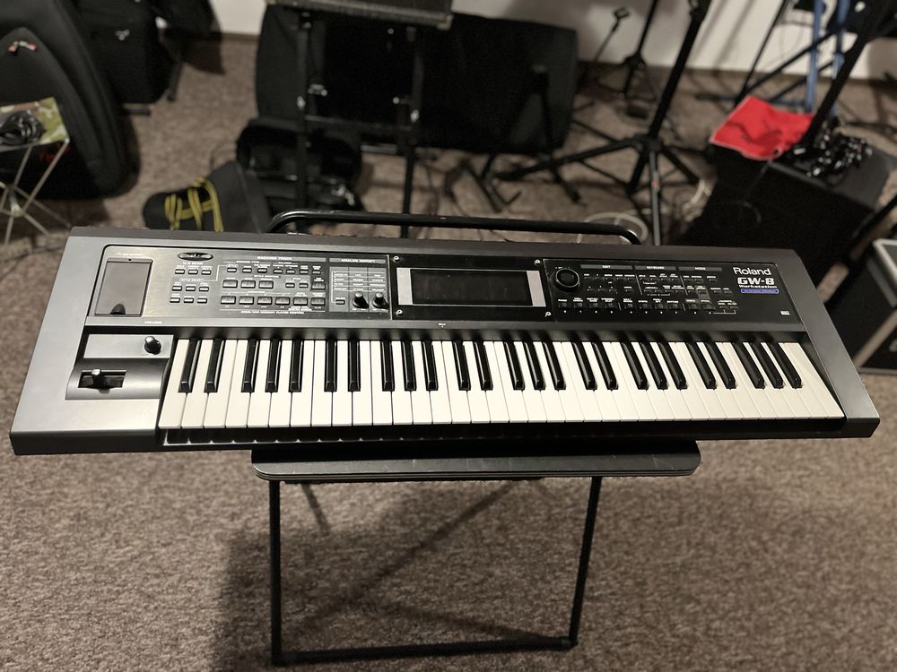 Roland GW-8 stacja robocza/keyboard