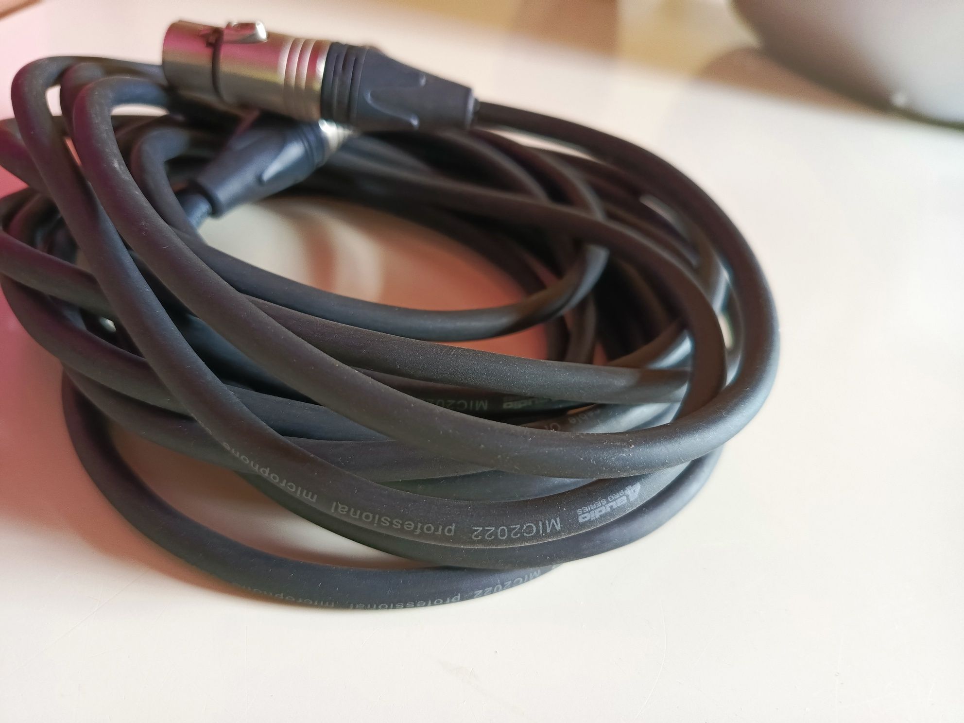 kabel mikrofonowy Canare Starquad L-4E6S długość 6 metrów