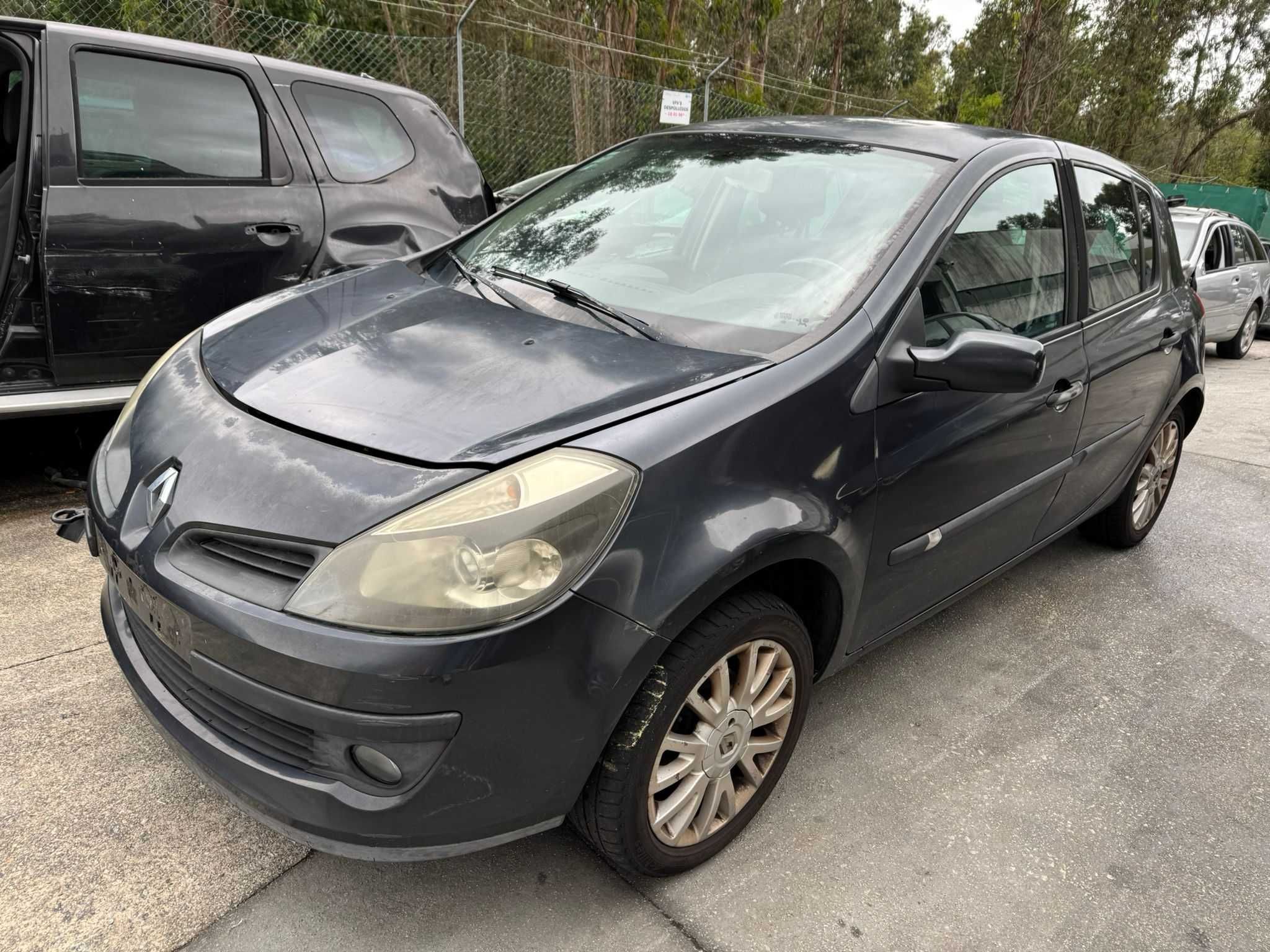 Para Peças Renault Clio III