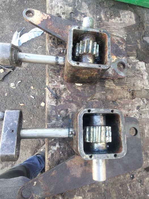 Механізм натяжки тент