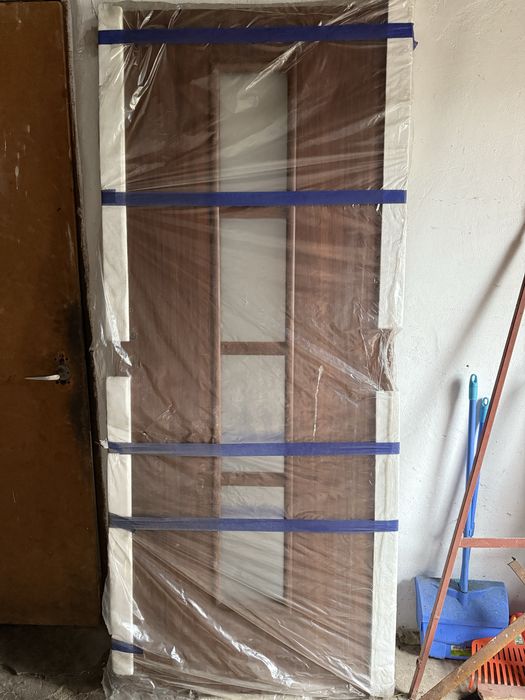 Sprzedam drzwi 80 prawe idealne